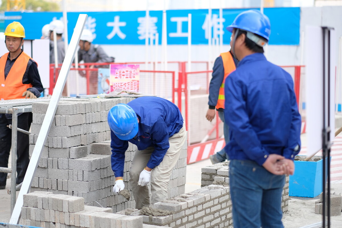 建筑資質分公司加盟一站式全流程服務機構，提供設計資質加盟,監理資質加盟,造價資質加盟,施工資質加盟,招標代理加盟,工程咨詢資質加盟,勞務資質等加盟合作服務
